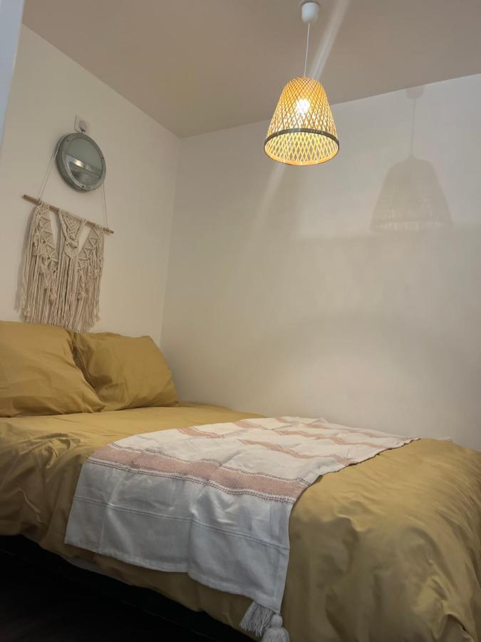 Le Petit Prince , Jolie Maisonnette Terrasse Netflix Parking Prive Jeux De Societe Bourg-en-Bresse Luaran gambar