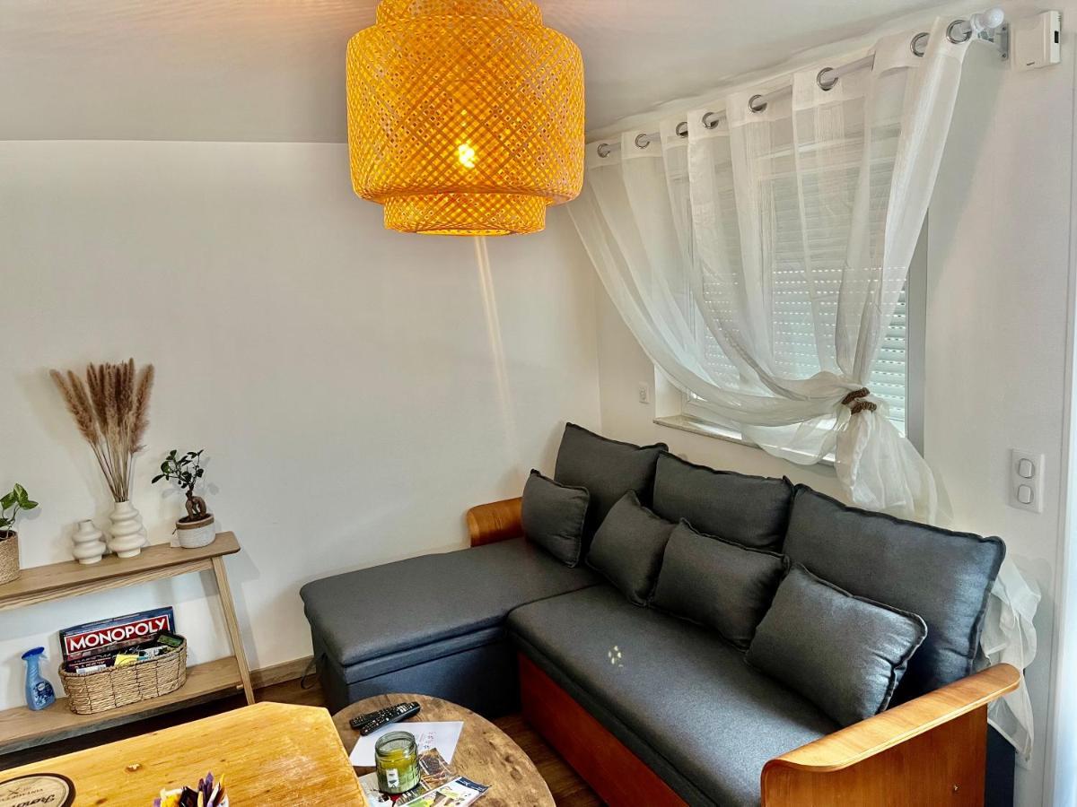 Le Petit Prince , Jolie Maisonnette Terrasse Netflix Parking Prive Jeux De Societe Bourg-en-Bresse Luaran gambar